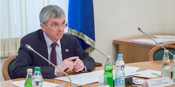Дума Кругл Стол